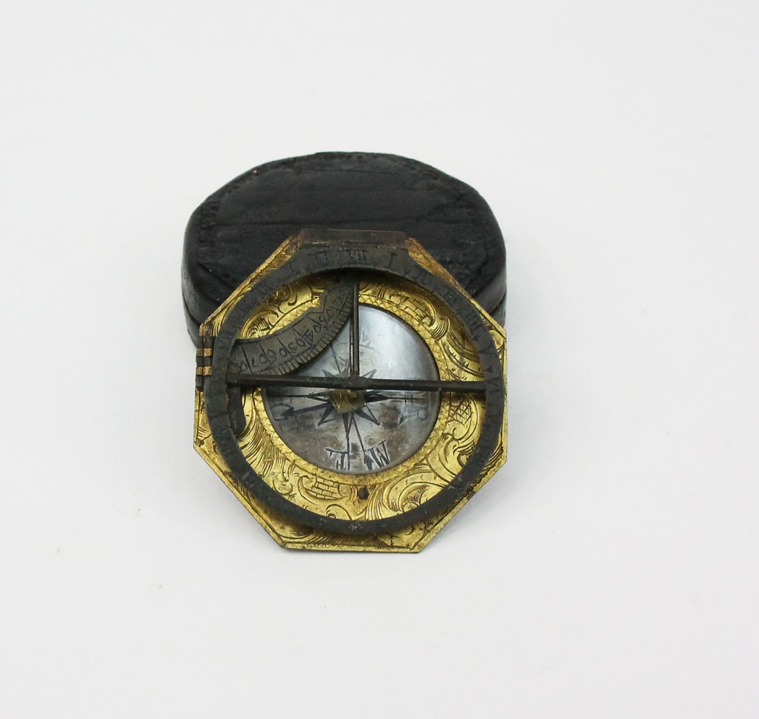 OCTAGONAL EQUINOCTIAL BRASS DIAL AND COMPASS -  image 1